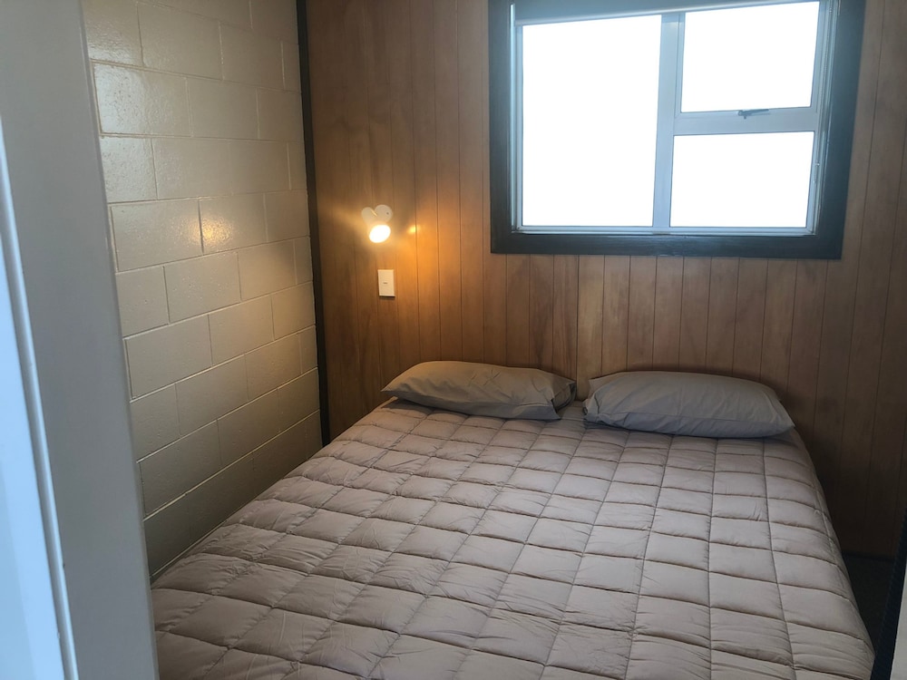 Greymouth Seaside Top 10 Holiday Park 21/71