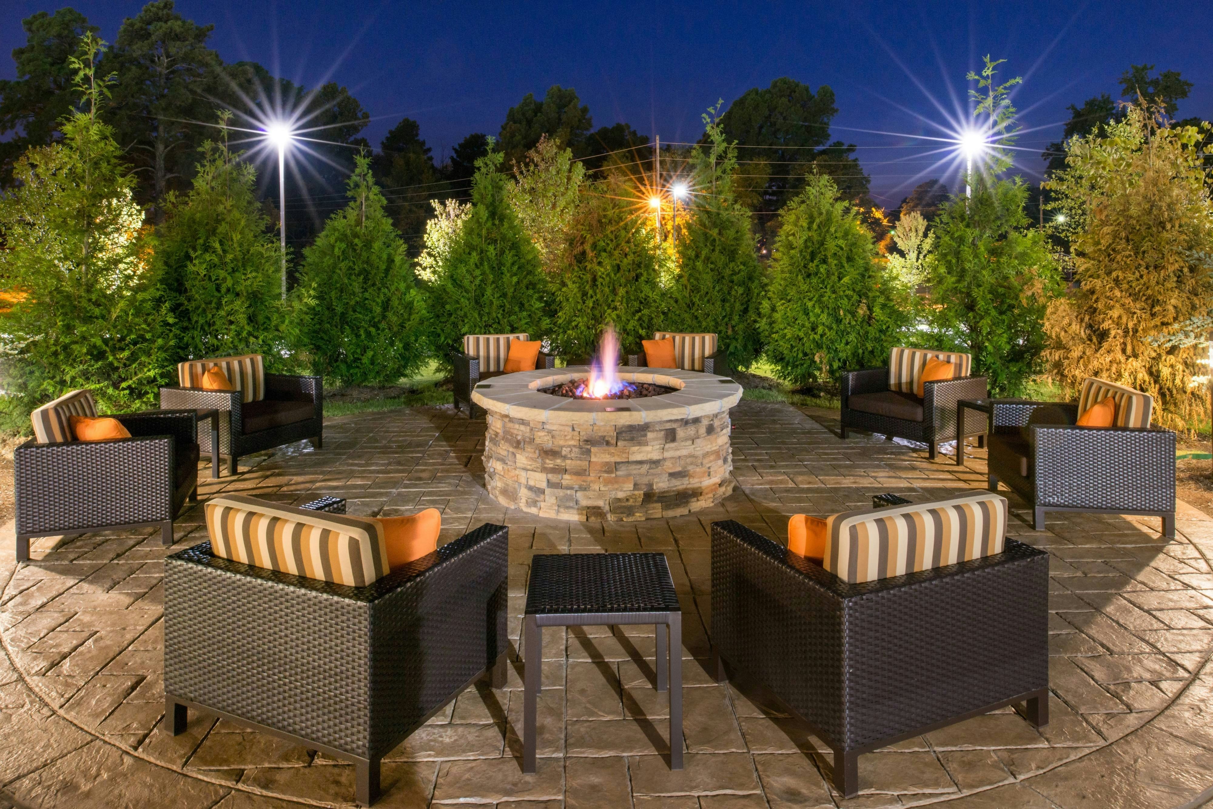 Courtyard Hot Springs 33/49
