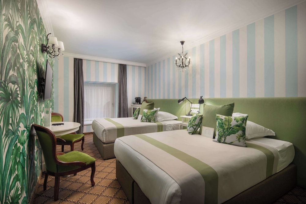 SUPERIOR, TWIN BEDS