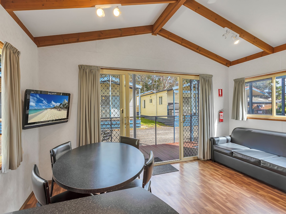 Ingenia Holidays Torquay 26/48
