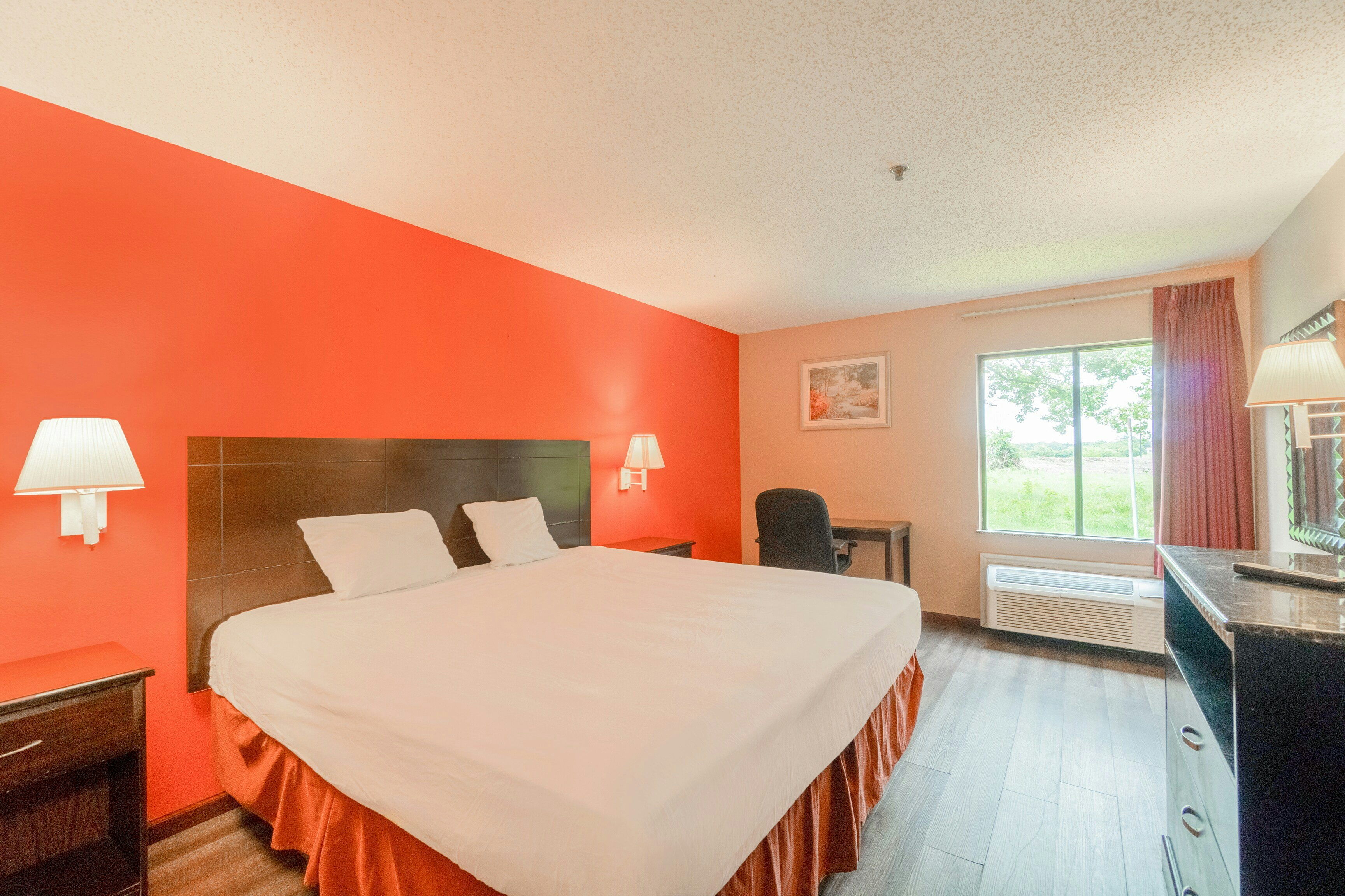 Fairway Inn 12/51
