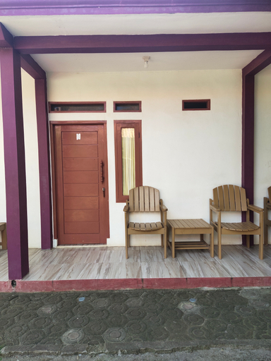 Penginapan karanglaut Sayangheulang 3/6