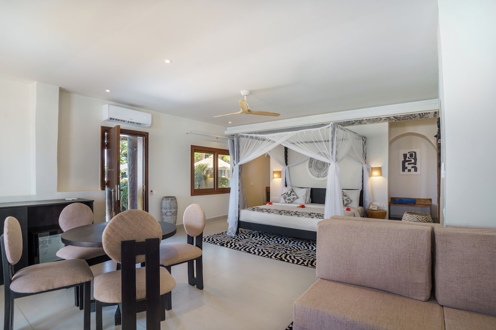 Kiwengwa Beach Resort 50/72
