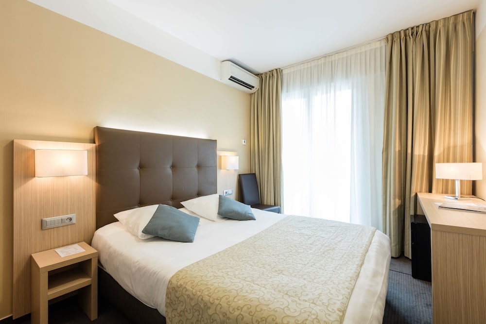 SUPERIOR, DOUBLE BED
