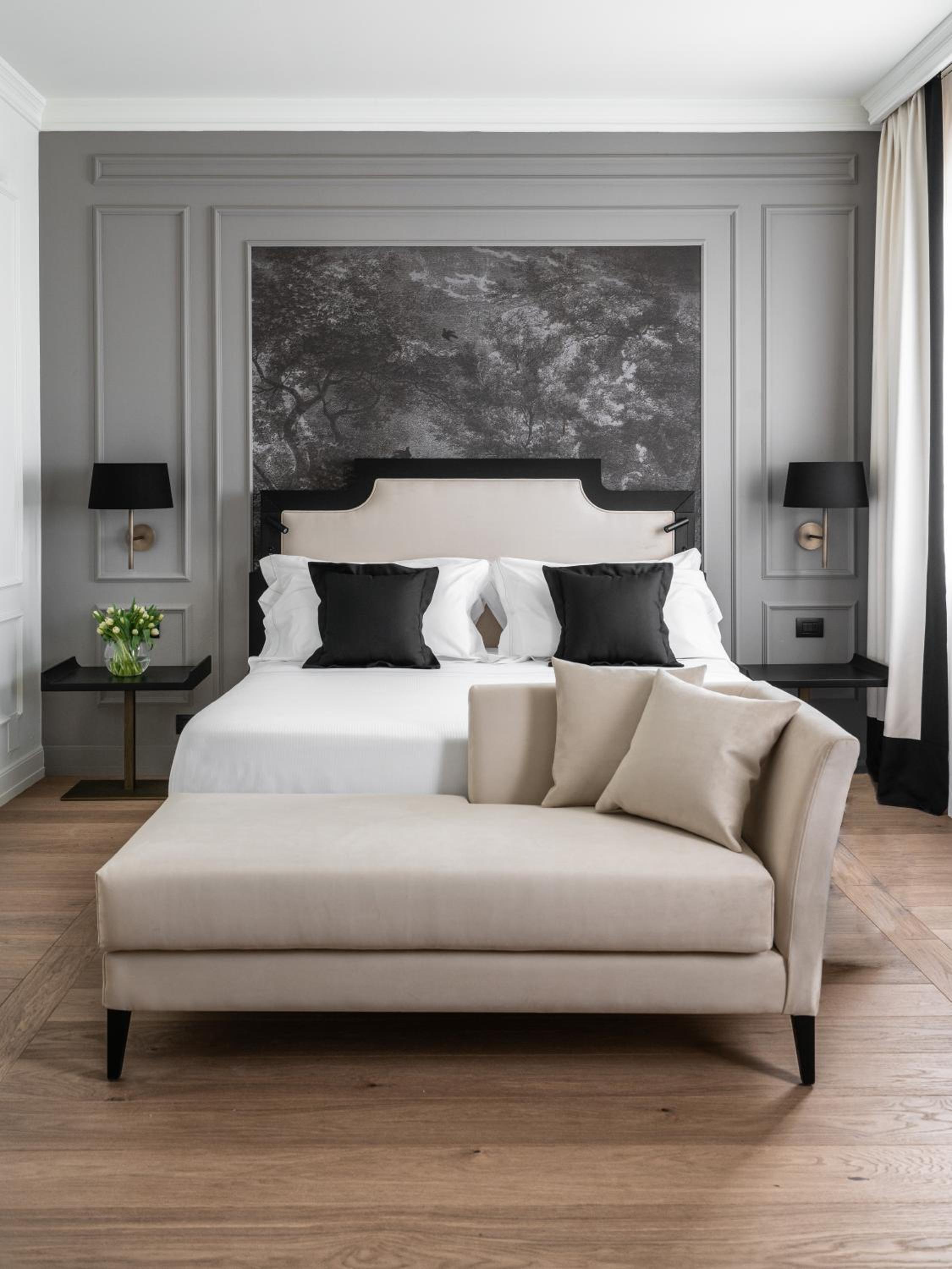 Deluxe, Double Bed, Valley View