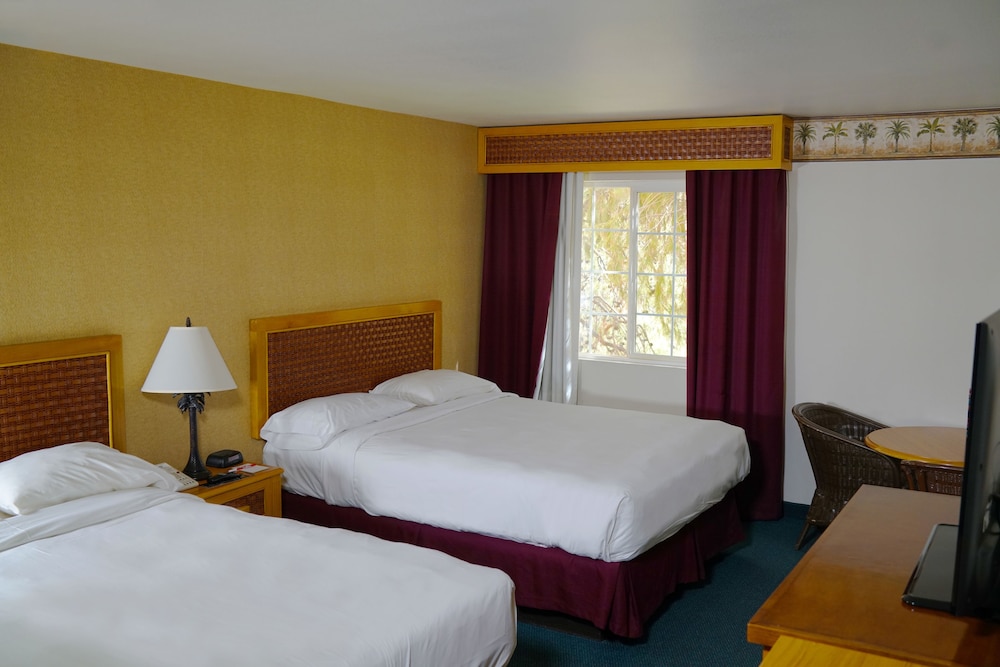 CasaBlanca Resort Casino Golf Spa 10/50