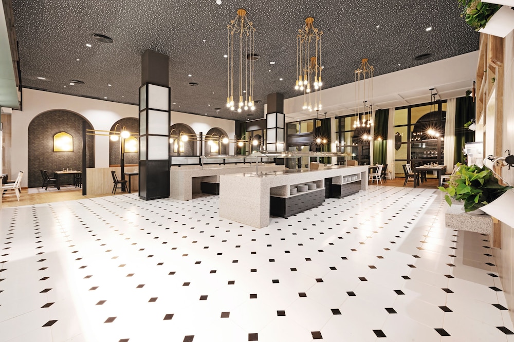 Hotel Riu Baobab in Pointe Sarene