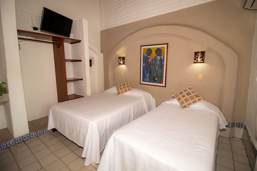 Hotel Hacienda de Vallarta Centro 13/50