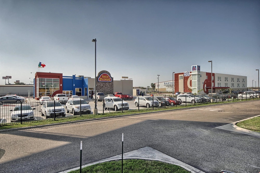 Motel6 Weslaco, TX 47/58