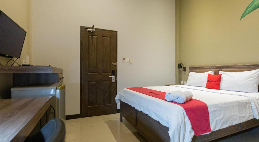 Reddoorz Plus Near Mall Slipi Jaya 27/50