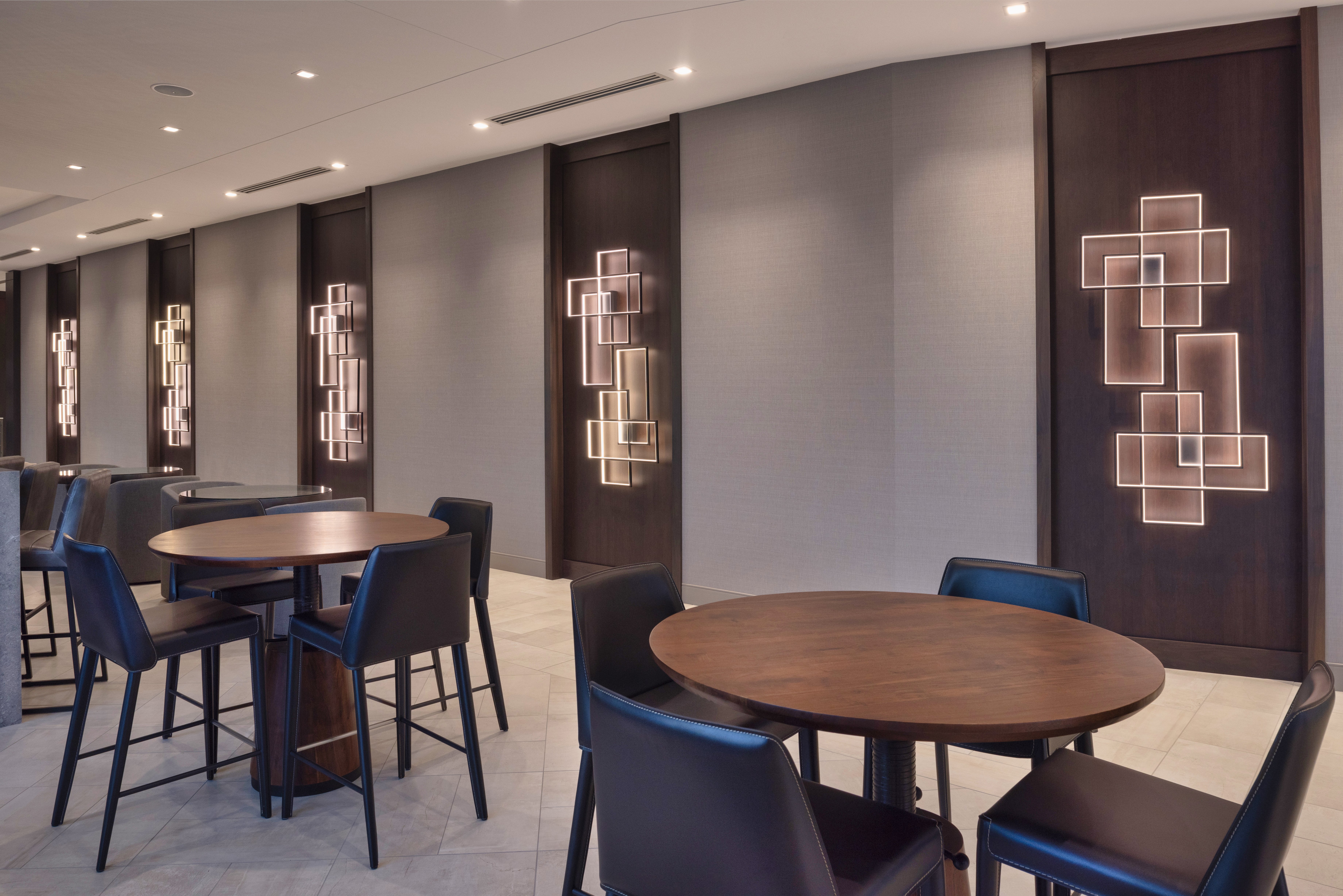 Staybridge Suites Boston Logan Airport - Revere 44/63