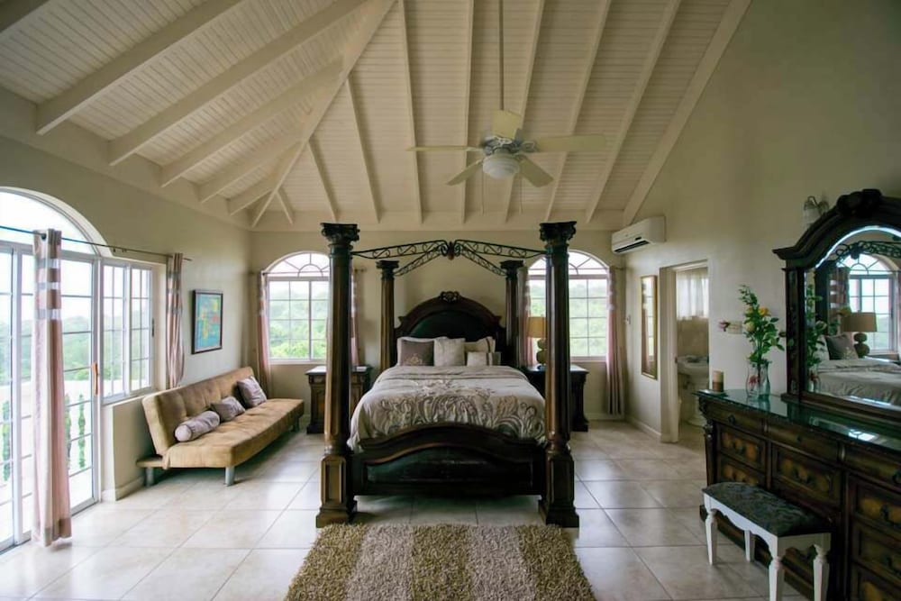 Retreat Guesthouse Luxury Suites 22/50