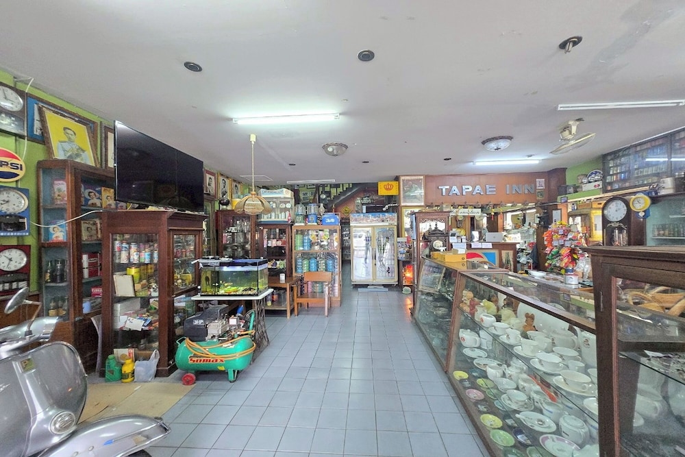 Tapae Inn Hotel 36/44