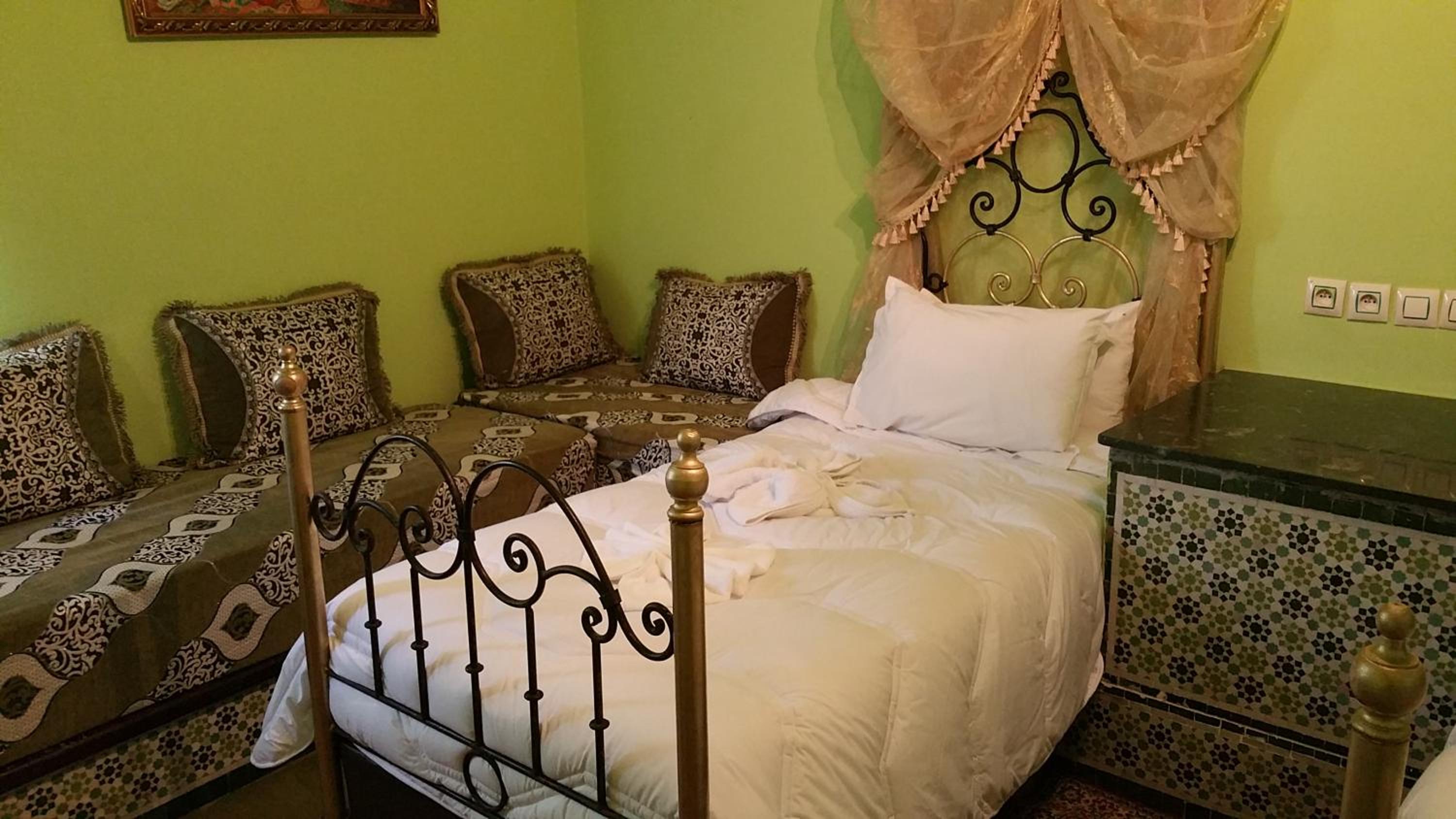 CHAMBRE SINGLE
