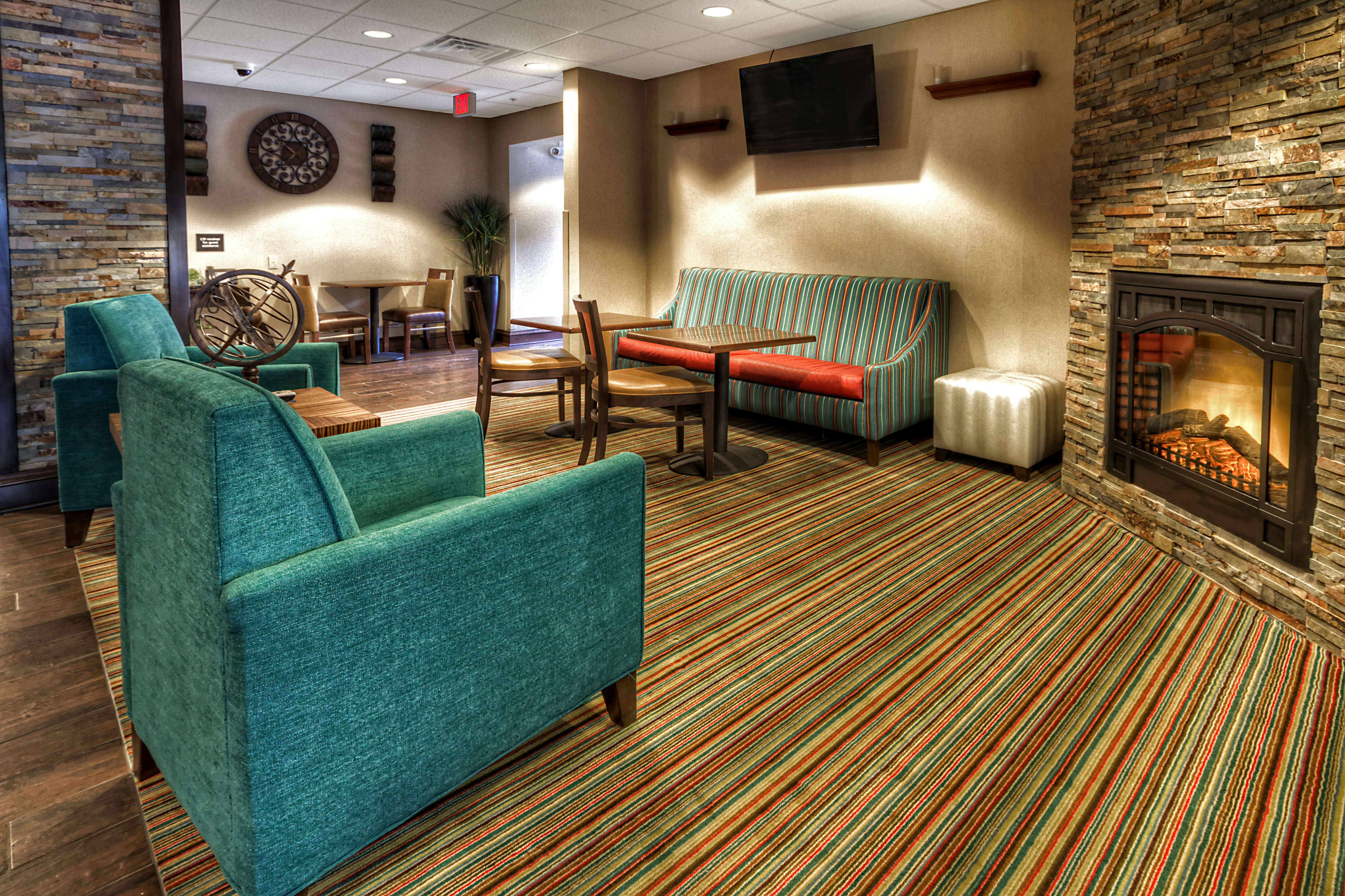 Hampton Inn Marion, NC 20/28