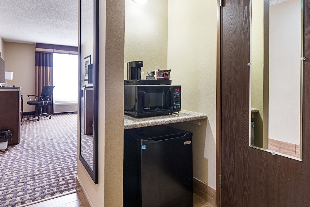 Quality Inn West Plains MO 38/42