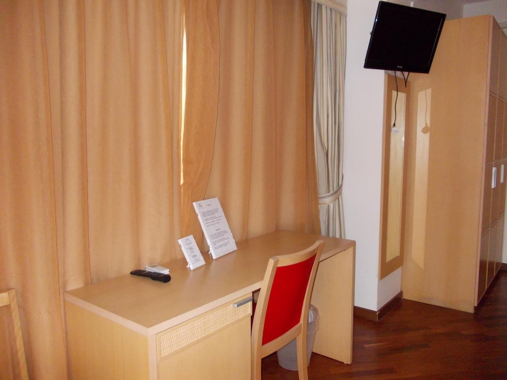 Hotel Catania Town 29/33