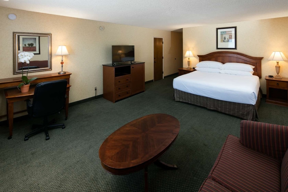 Red Lion Hotel Eureka 9/29