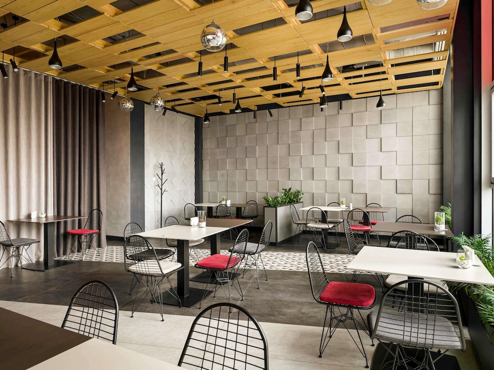ibis Kyiv Beresteiska 27/47
