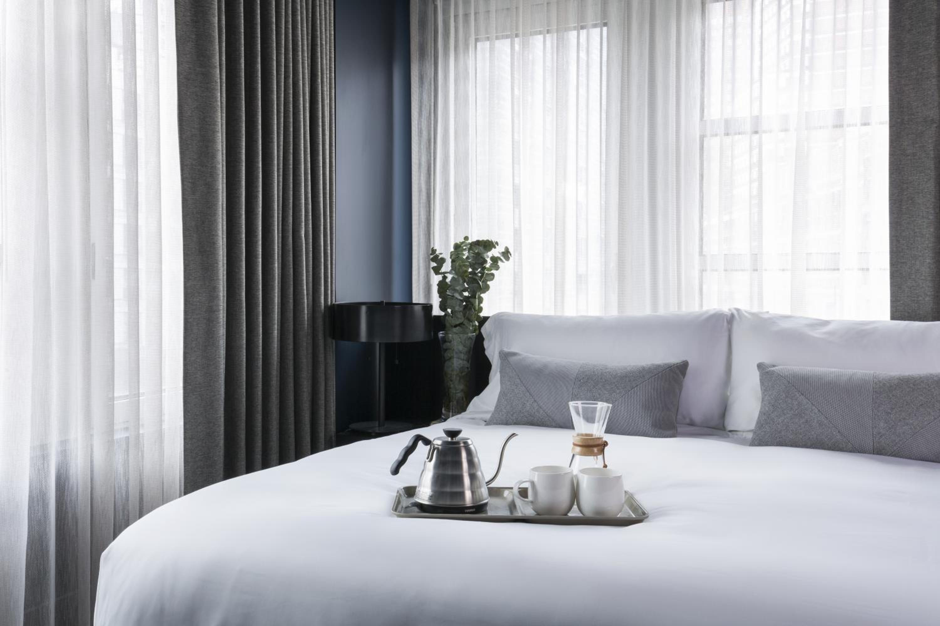 Junior Suite, King Bed