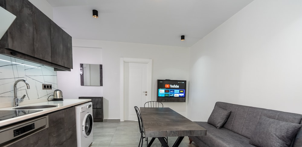Euronova Hotel Residence 32/50
