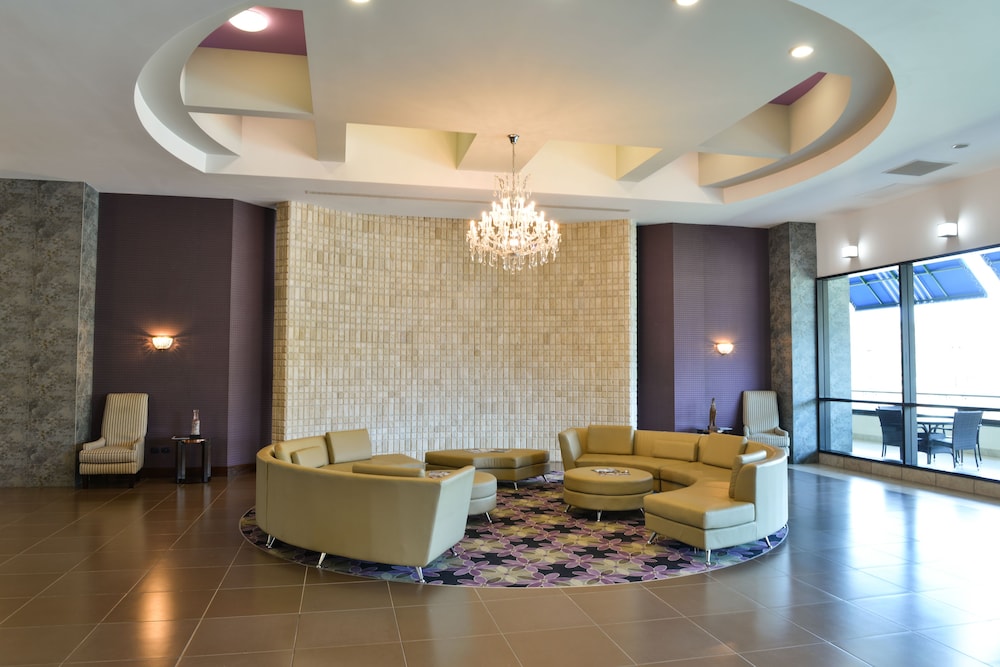 Plaza Juan Carlos Hotel 46/63