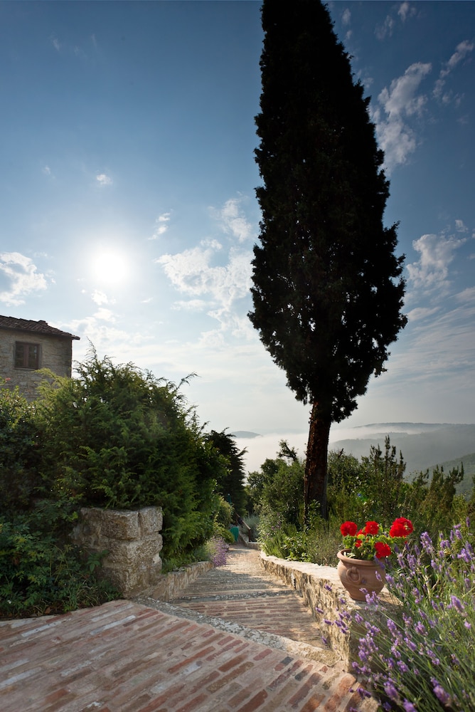 Il Borgo Di Vescine 59/64