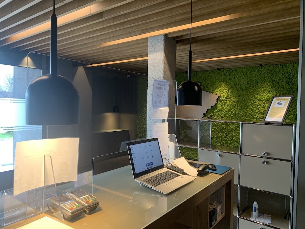 Ibis Styles Pamplona Noain 29/36