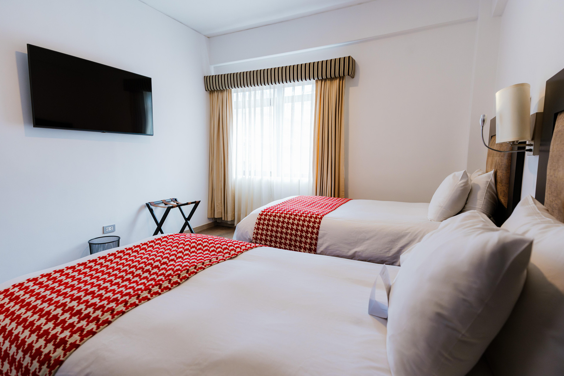 غرفة قياسية بسريرين منفصلين، Wyndham Costa del Sol Cajamarca 5/8