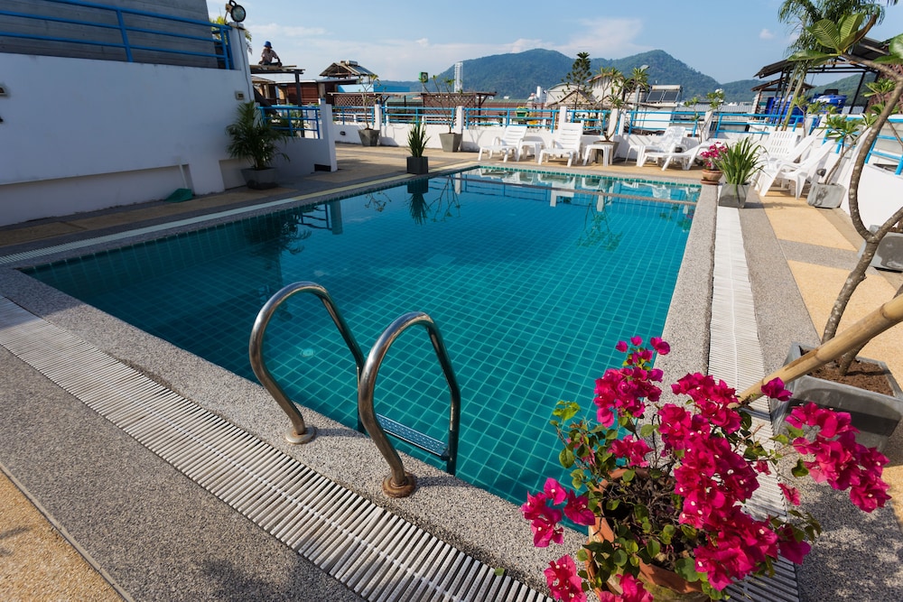 STAR HOTEL PATONG 6/52