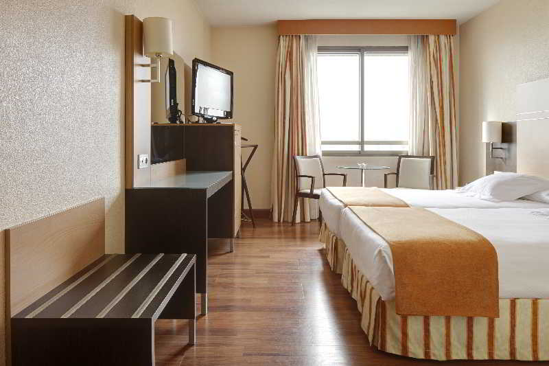 Inner, Twin Beds، Blanca de Navarra 2/5