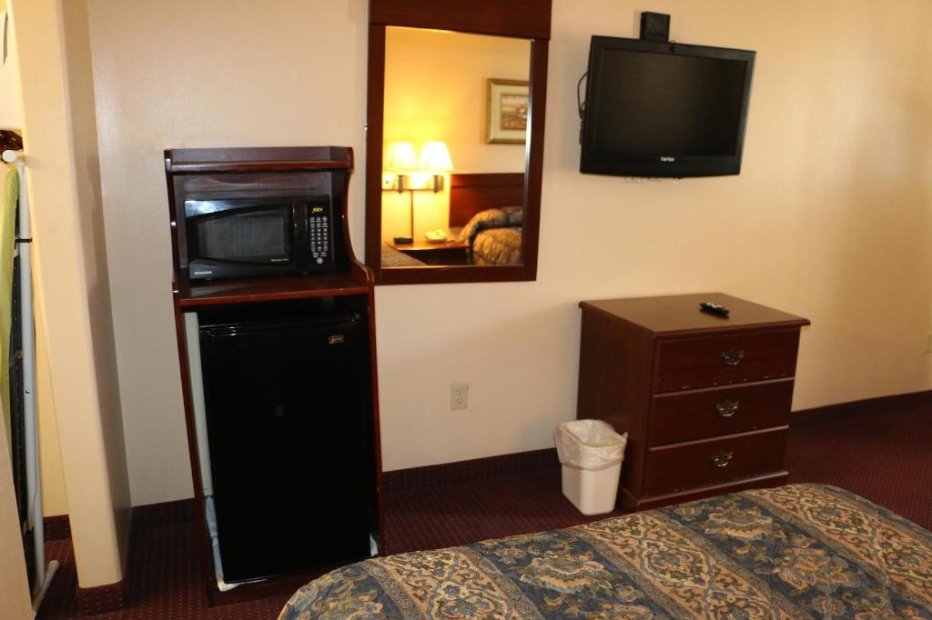 Western Inn 7/9