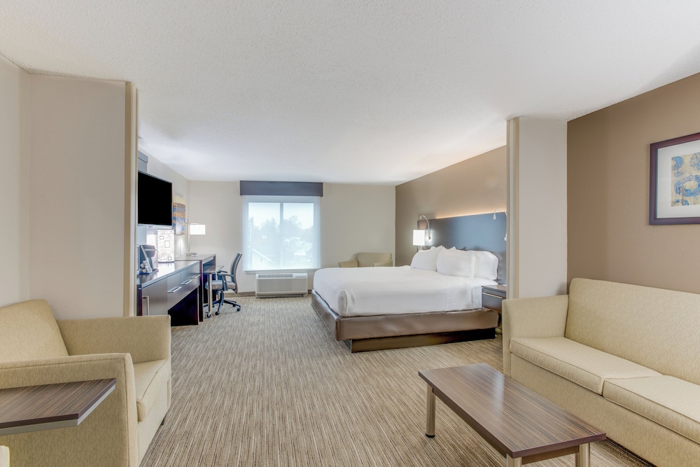 Holiday Inn Express Hotel & Suites Bethlehem 31/72