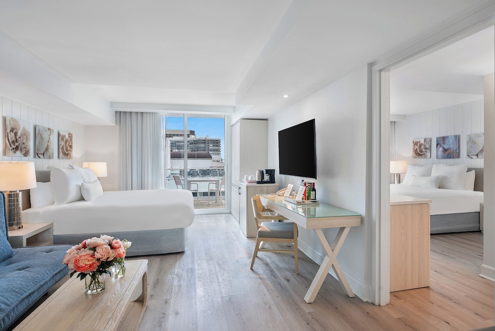 2 Bedrooms, 2 King Beds, Sunset View, City View