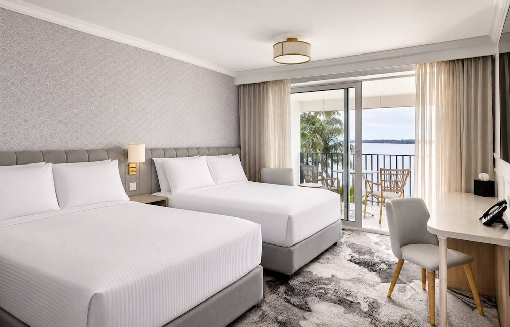 Beachcomber, 2 Double Beds, Water View