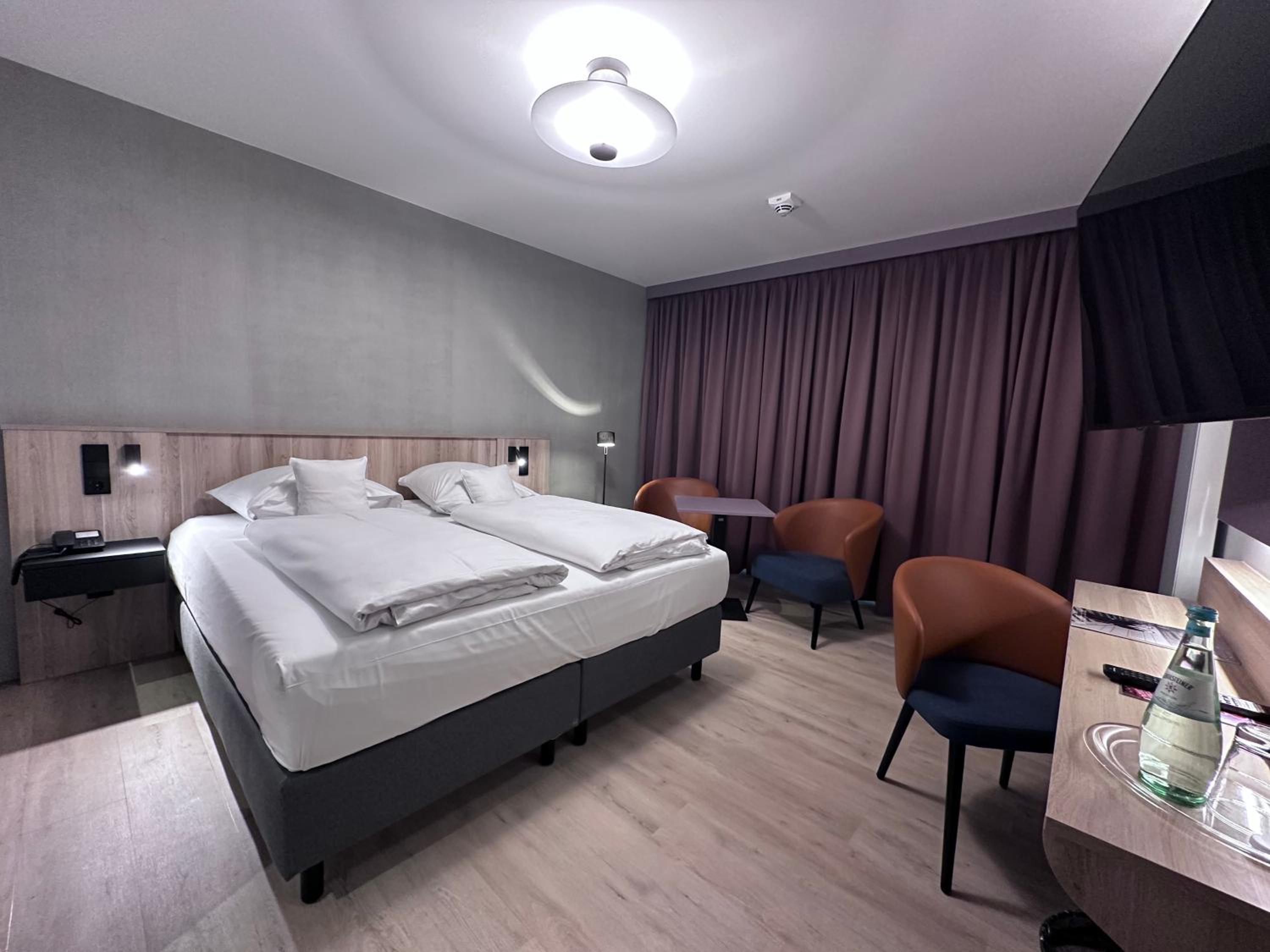 Deluxe, King Bed, Balcony