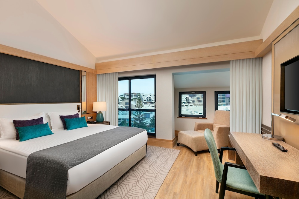 FAMILY TRIPLEX ROOM
