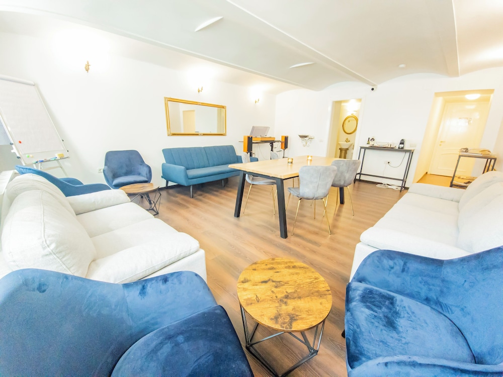 Residence Central Annapolis 39/58