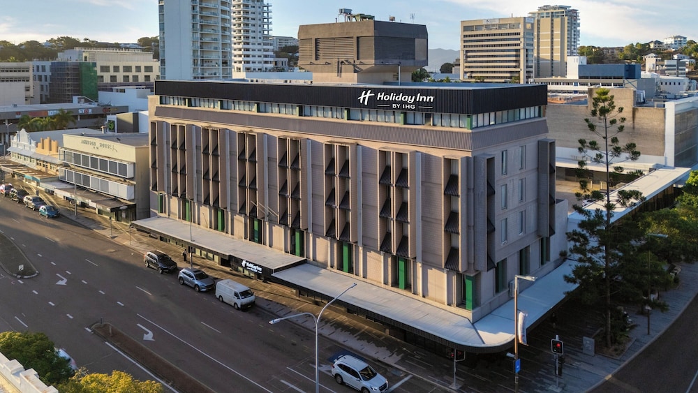 Madison Plaza Townsville 3/64