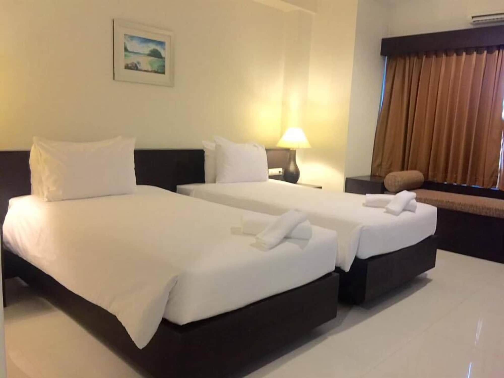 SUPERIOR, TWIN BEDS