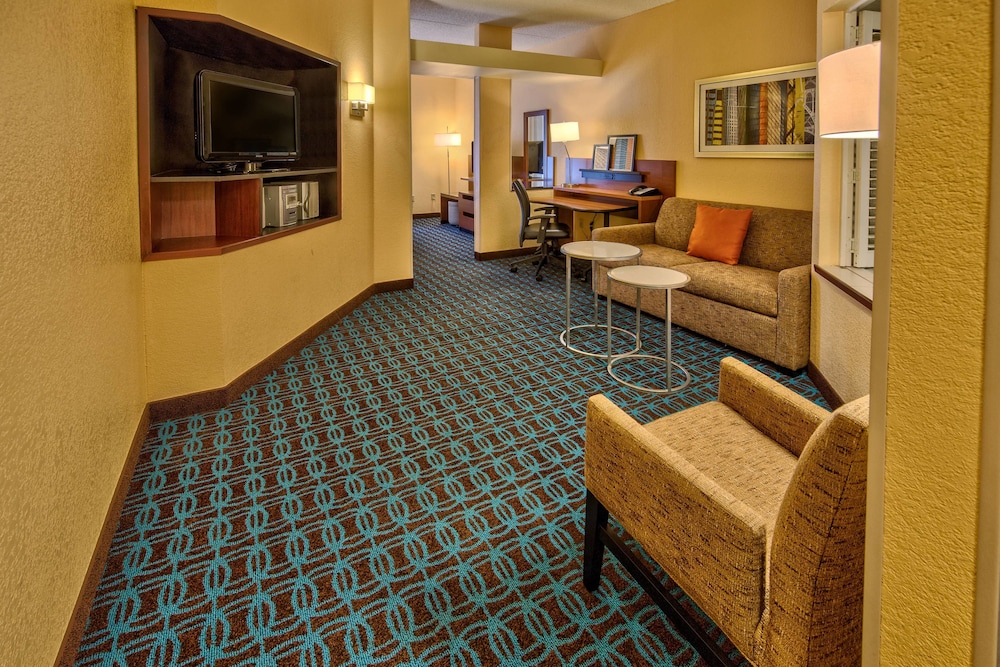 Fairfield Inn And Suites Russellville 20/30