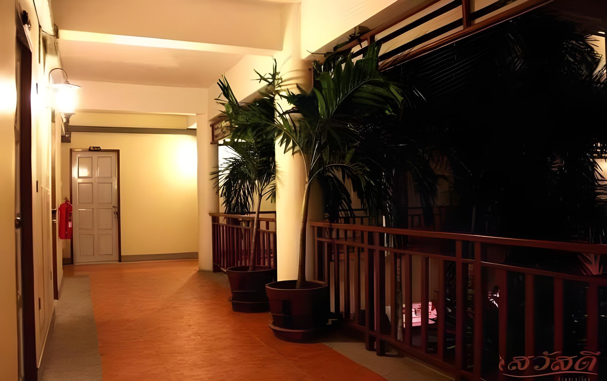 Sawasdee Mansion 37/38