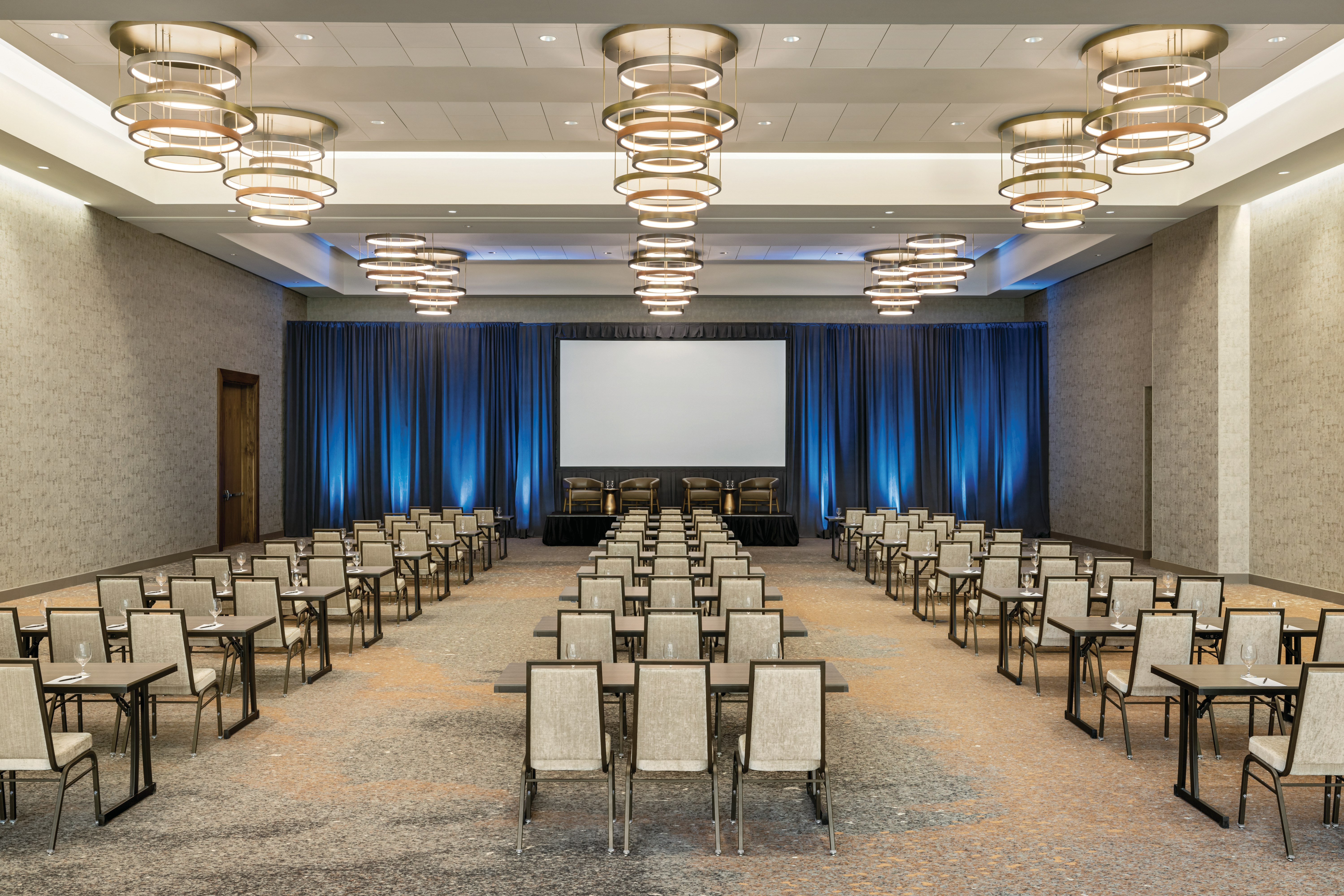 Hilton North Scottsdale at Cavasson 37/50