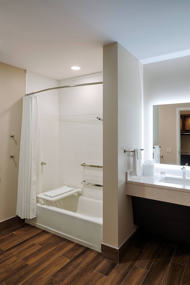 TownePlace Suites by Marriott Columbus Hilliard 11/50