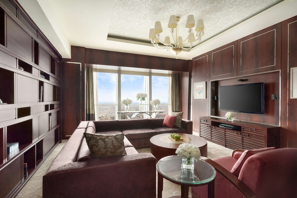 China World Summit Wing, Beijing, A Shangri-La Hotel 45/72