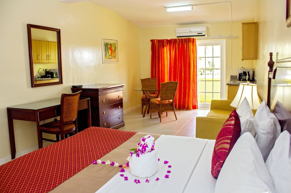 Bay Gardens Inn 36/75