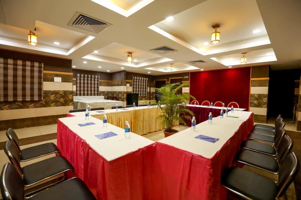 Hotel Abi's Inn 27/34