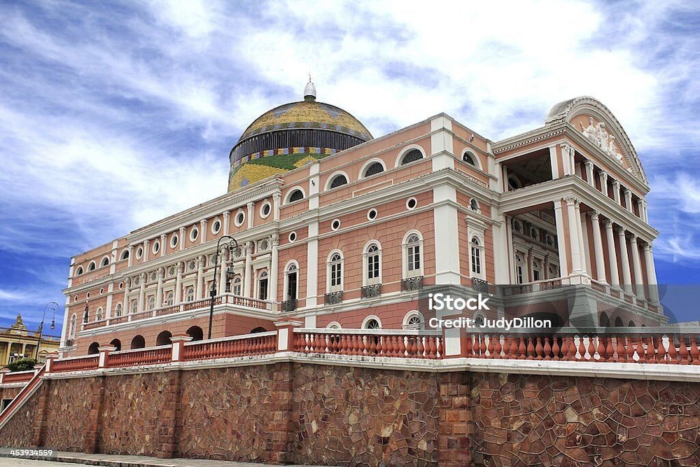 Plaza Hotel 5/50
