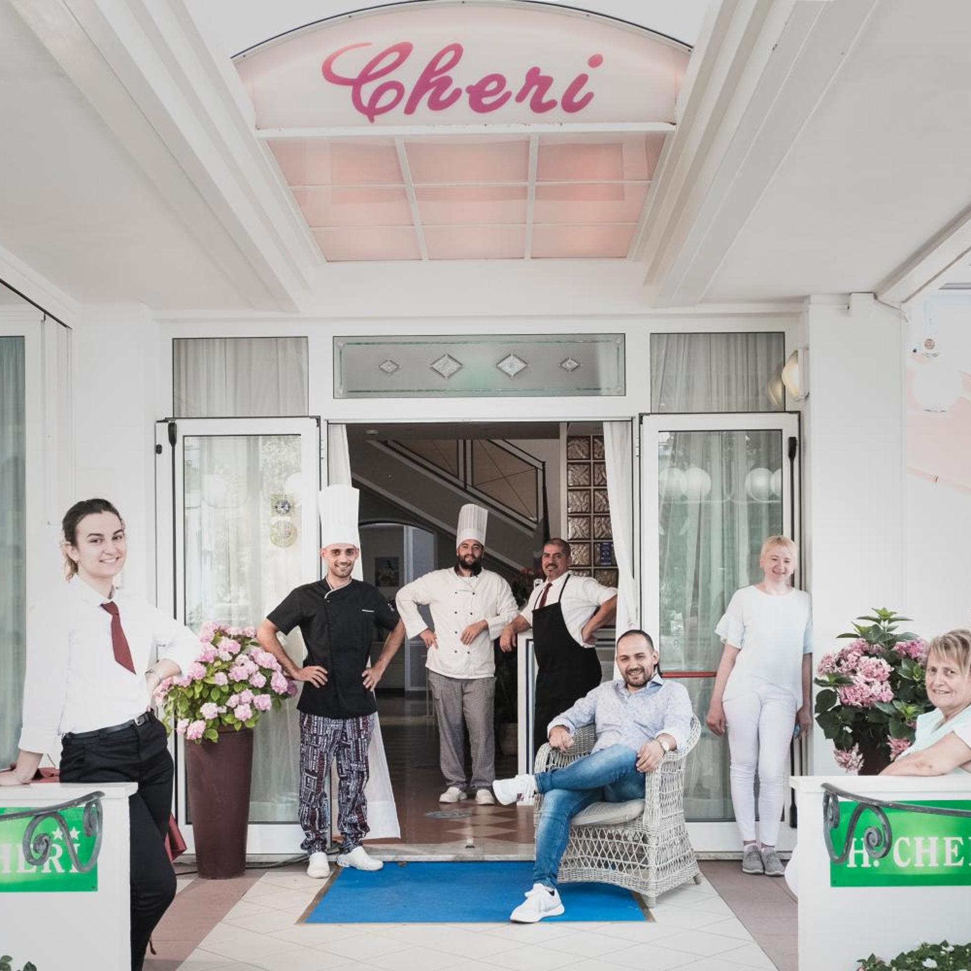 Hotel Cheri 34/48