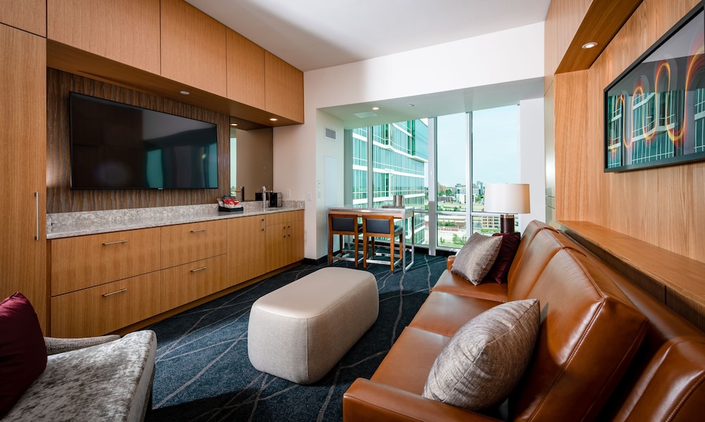 Potawatomi Hotel & Casino 37/64